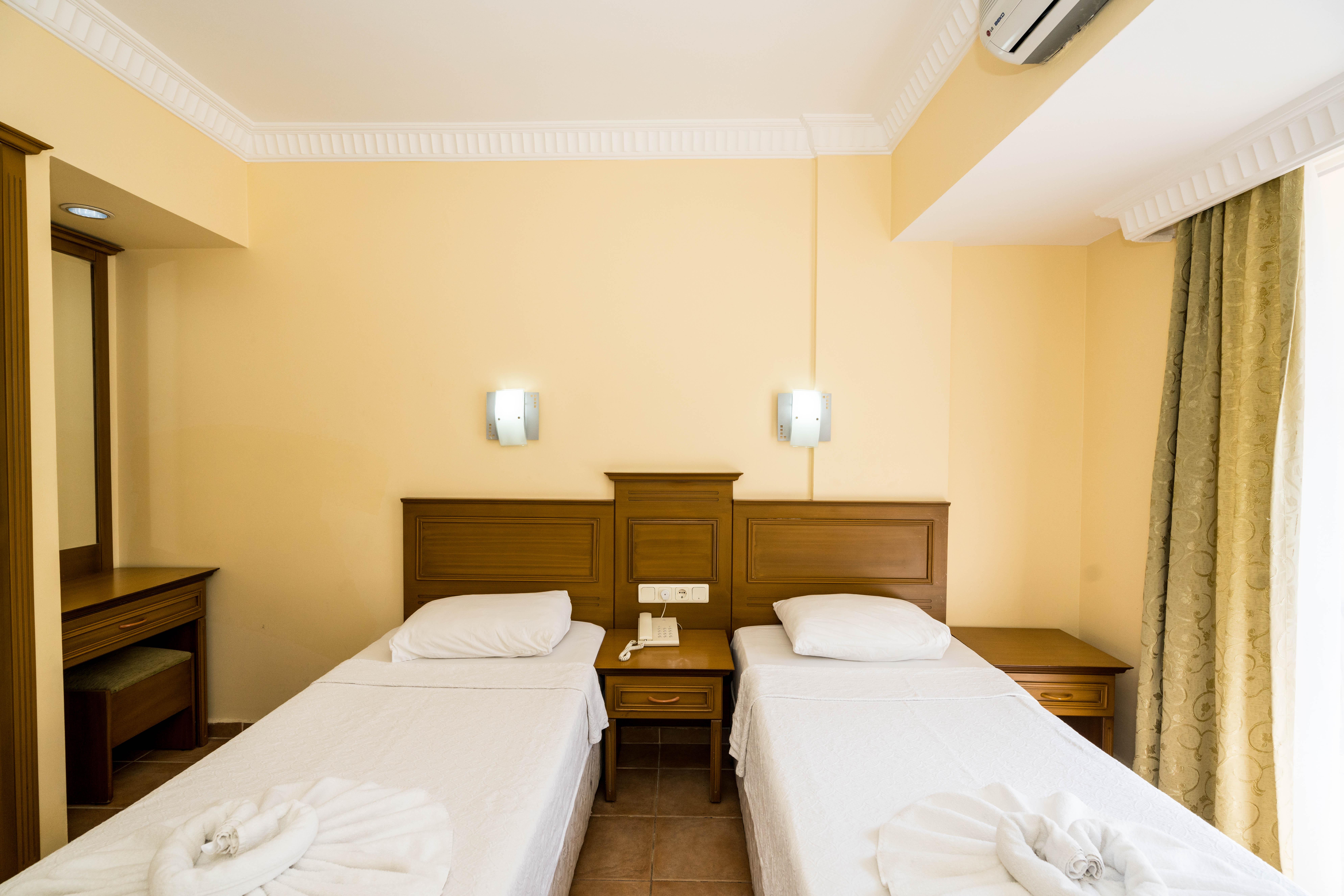 Miray Hotel İçmeler Luaran gambar